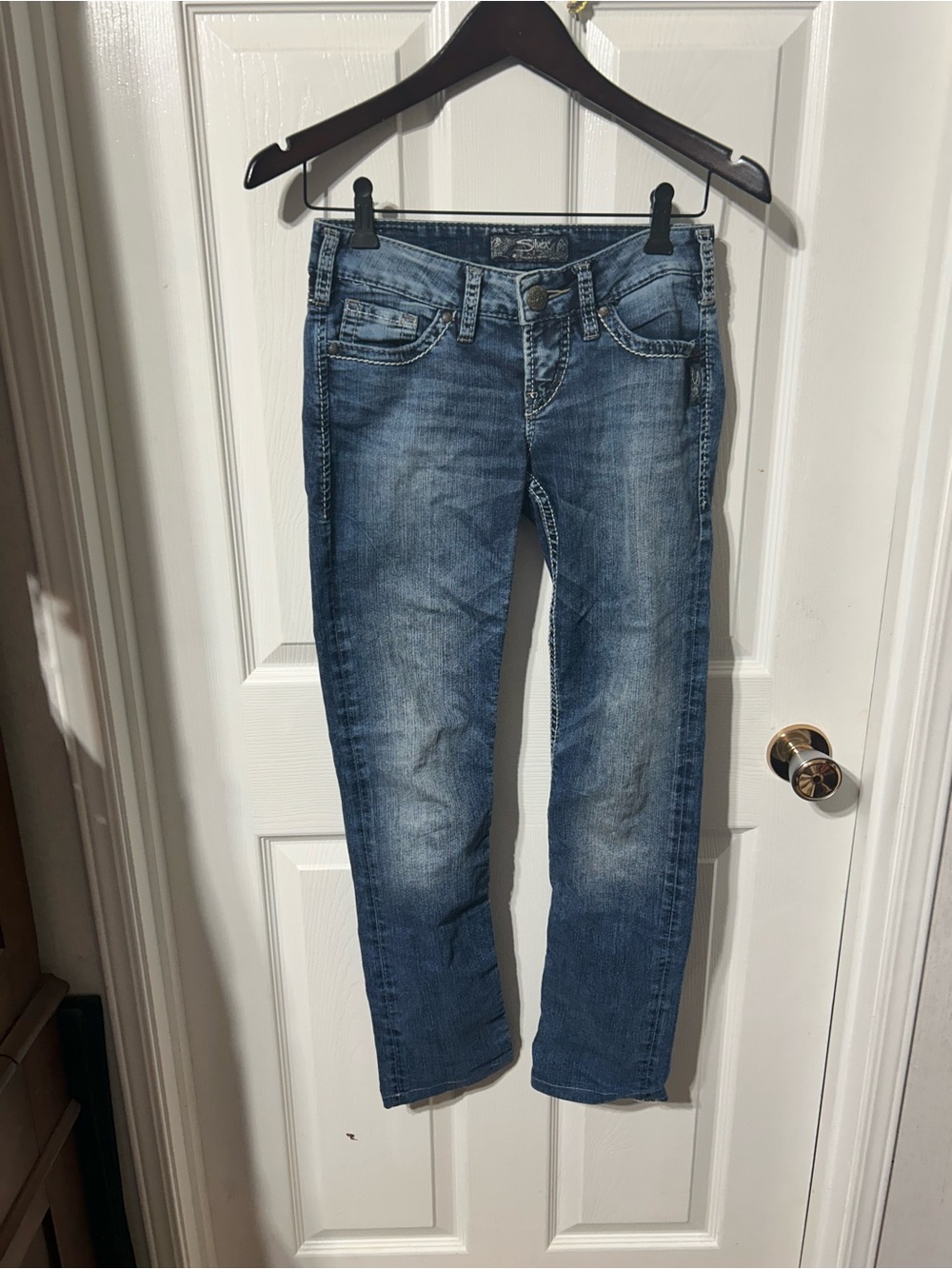Silver Jeans Berkeley Women's Medium Wash Straight Leg Jeans